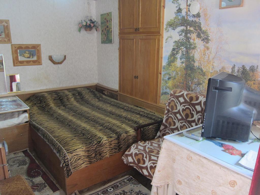 Diana Guesthouse เวลีคอเทอร์โนโว ภายนอก รูปภาพ